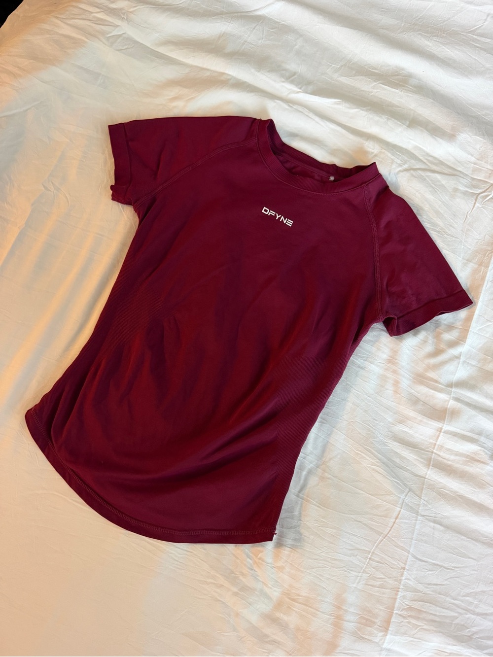 Dfyne Impact Short Sleeve Top - Winter Berry